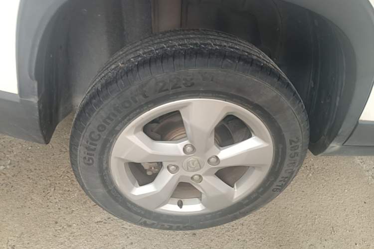 Used Baojun 510 2017 1.5L Manual Fashion Model Right Rear Wheel Hub