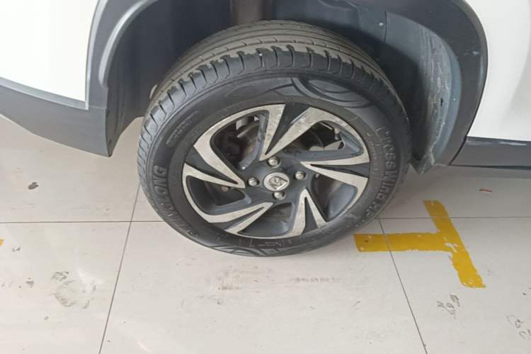 Used Baojun 510 2017 1.5L Automatic Luxury Model Right Rear Wheel Hub