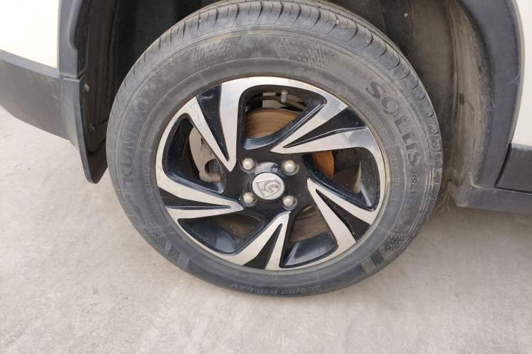 Used Baojun 510 2017 1.5L Manual Luxury Model Right Rear Wheel Hub