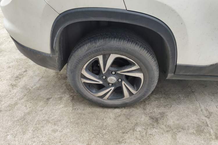 Used Baojun 510 2017 1.5L Automatic Luxury Model Right Rear Wheel Hub