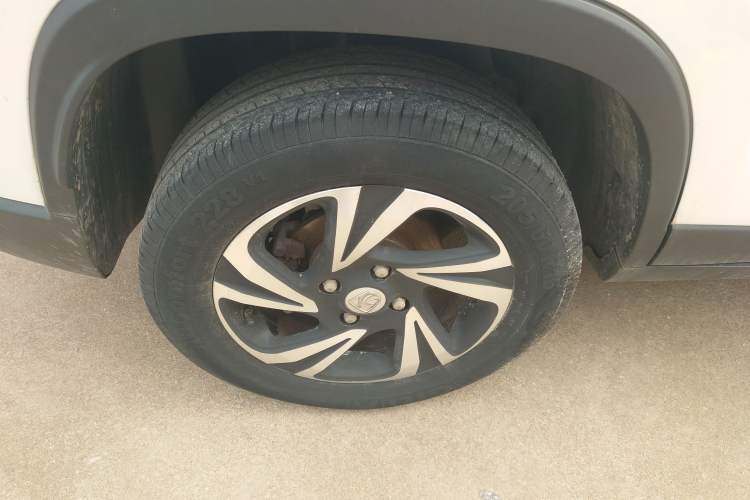 Used Baojun 510 2017 1.5L Manual Luxury Model Right Rear Wheel Hub