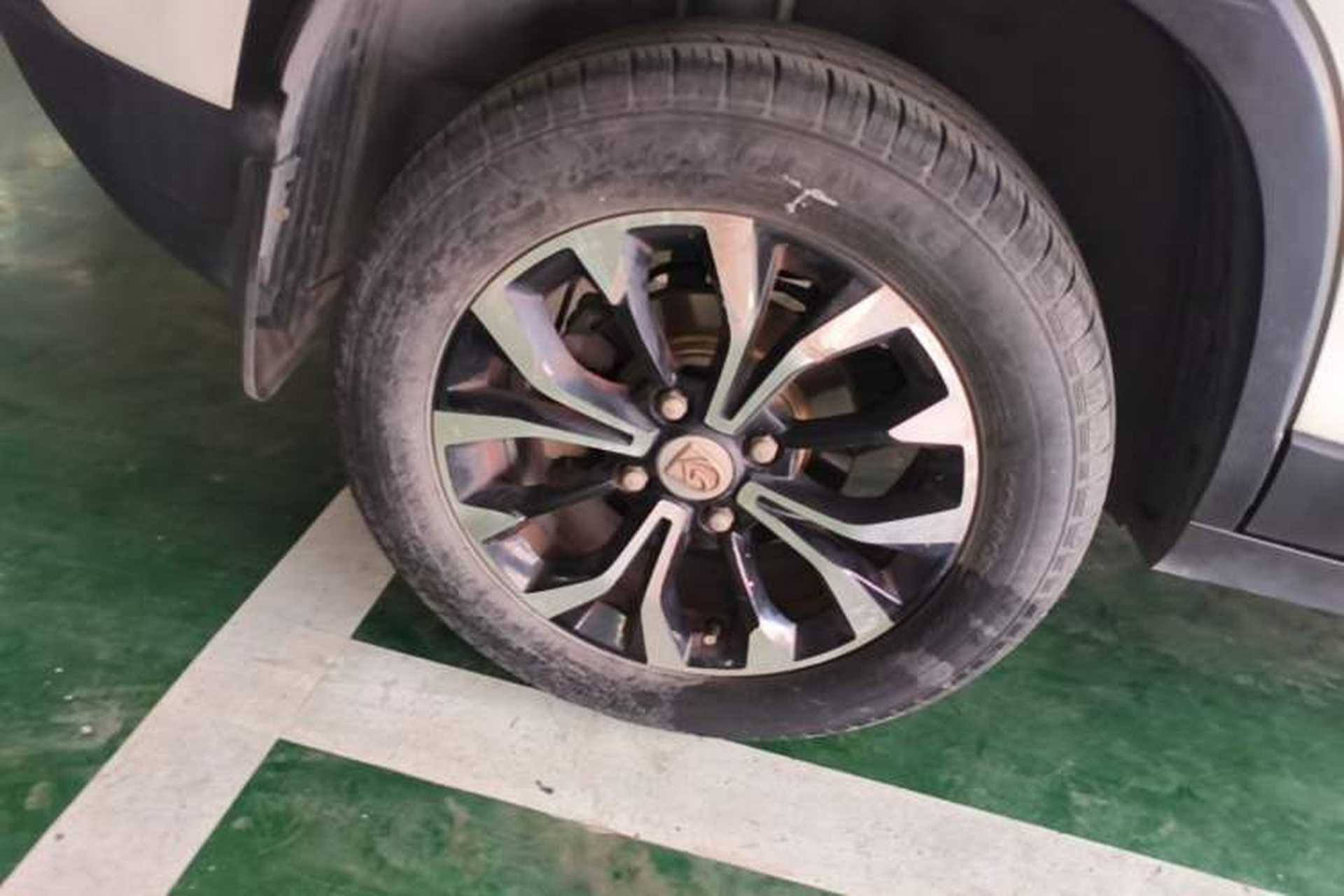Used Baojun 510 2017 1.5L Automatic Luxury Model Right Rear Wheel Hub