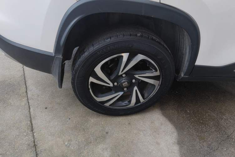 Used Baojun 510 2017 1.5L Manual Luxury Model Right Rear Wheel Hub