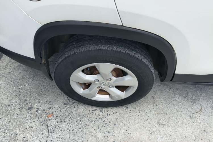 Used Baojun 510 2017 1.5L Manual Fashion Model Right Rear Wheel Hub
