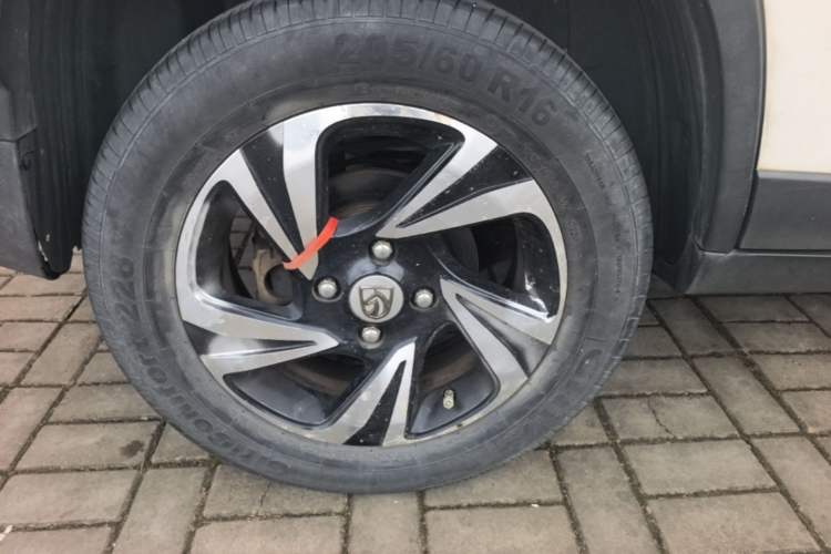 Used Baojun 510 2017 1.5L Manual Luxury Model Right Rear Wheel Hub