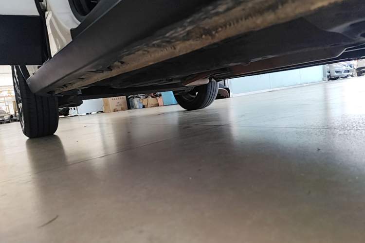 Used Baojun 510 2017 1.5L manual Comfort trim Right Side Sill