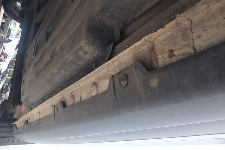 Used Baojun 510 2017 1.5L Manual Fashion Model Right Side Sill