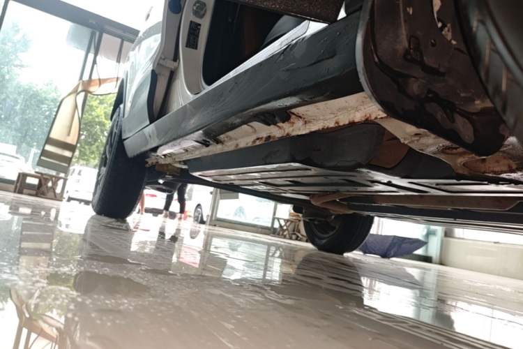 Used Baojun 510 2017 1.5L manual Comfort trim Right Side Sill