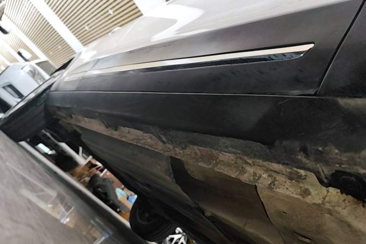 Used Baojun 510 2017 1.5L Automatic Fashion Model Right Side Sill