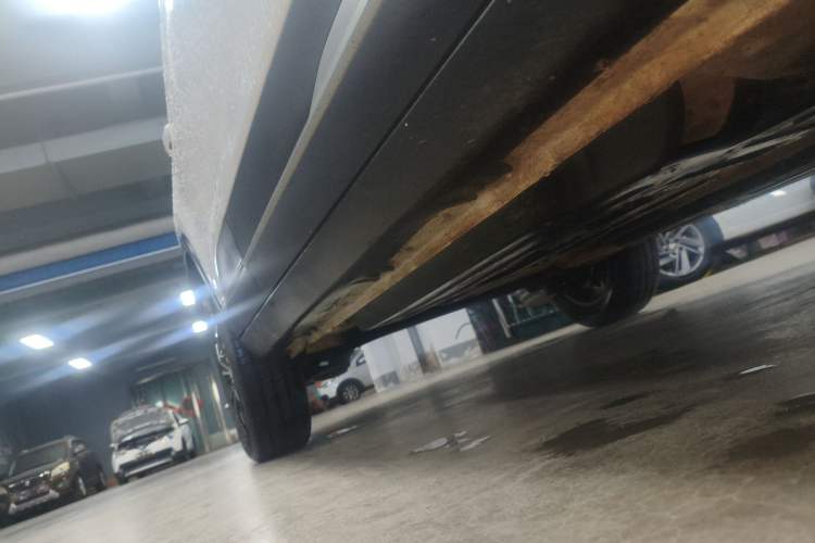 Used Baojun 510 2017 1.5L Manual Luxury Model Right Side Sill