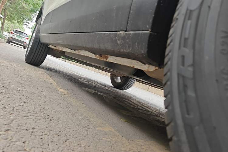 Used Baojun 510 2017 1.5L manual Comfort trim Right Side Sill