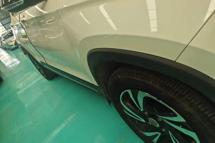 Used Baojun 510 2017 1.5L Automatic Luxury Model Right Side Sill