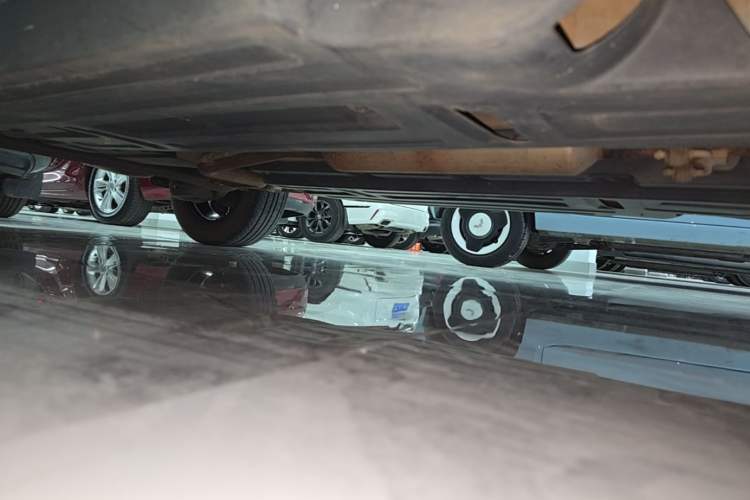 Used Baojun 510 2017 1.5L Automatic Luxury Model Right Side Sill