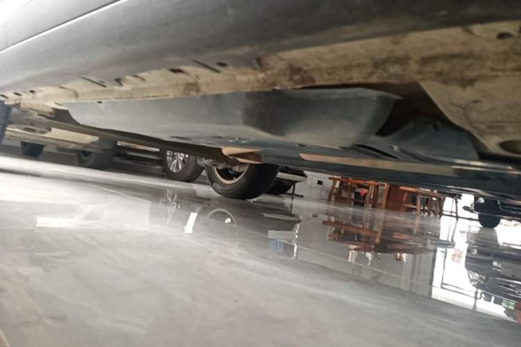 Used Baojun 510 2017 1.5L Automatic Luxury Model Right Side Sill