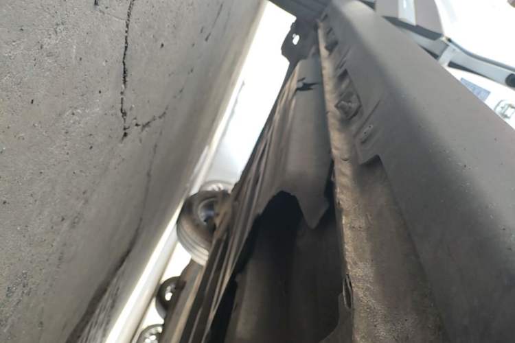 Used Baojun 510 2017 1.5L Manual Luxury Model Right Side Sill