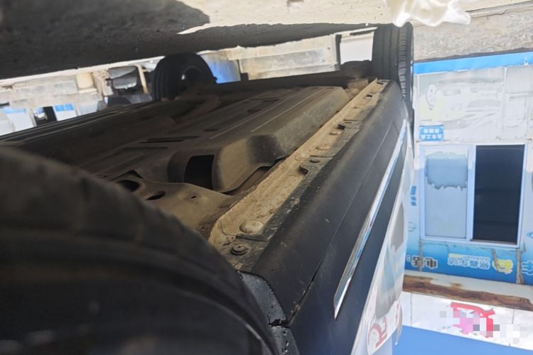 Used Baojun 510 2017 1.5L Manual Luxury Model Right Side Sill