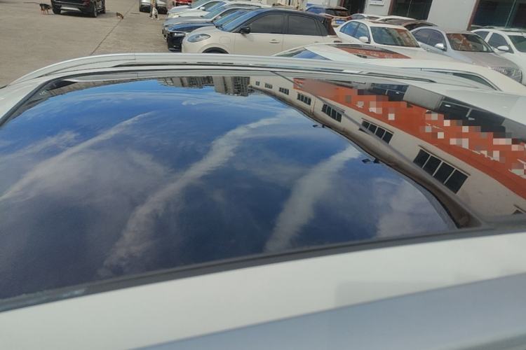 Used Baojun 510 2017 1.5L Manual Luxury Model Roof