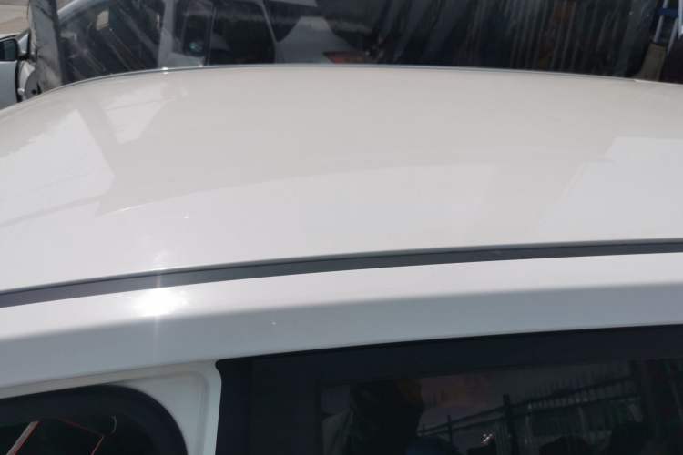 Used Baojun 510 2017 1.5L manual Comfort trim Roof