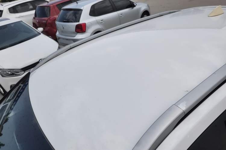 Used Baojun 510 2017 1.5L manual Comfort trim Roof