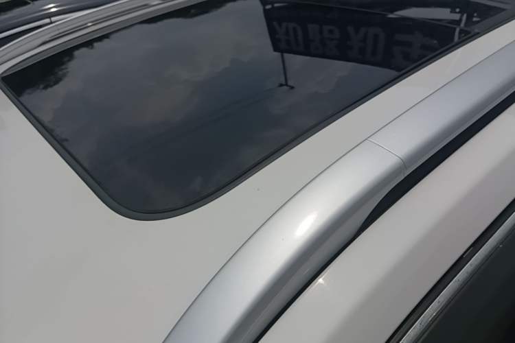 Used Baojun 510 2017 1.5L Automatic Luxury Model Roof