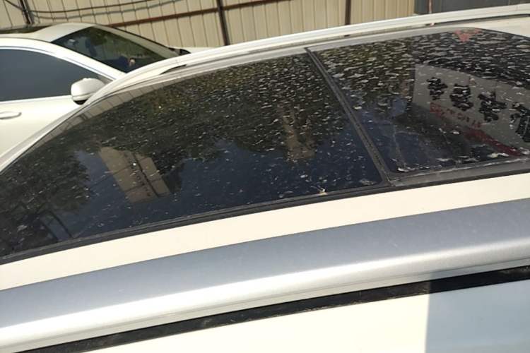 Used Baojun 510 2017 1.5L Manual Luxury Model Roof