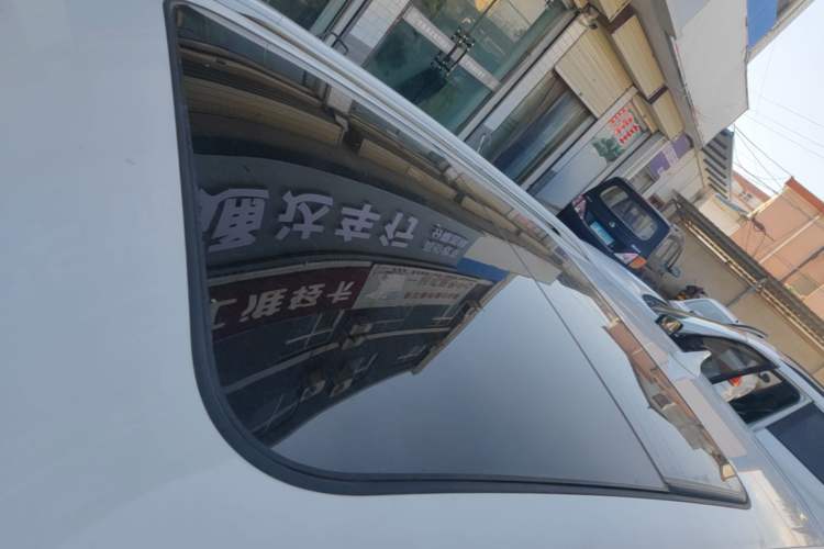 Used Baojun 510 2017 1.5L Manual Luxury Model Roof
