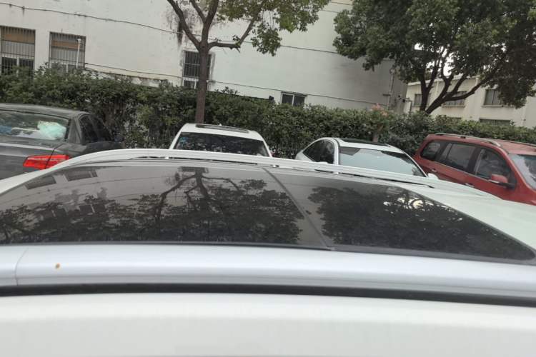 Used Baojun 510 2017 1.5L Automatic Luxury Model Roof