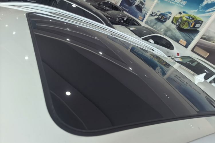 Used Baojun 510 2017 1.5L Automatic Luxury Model Roof