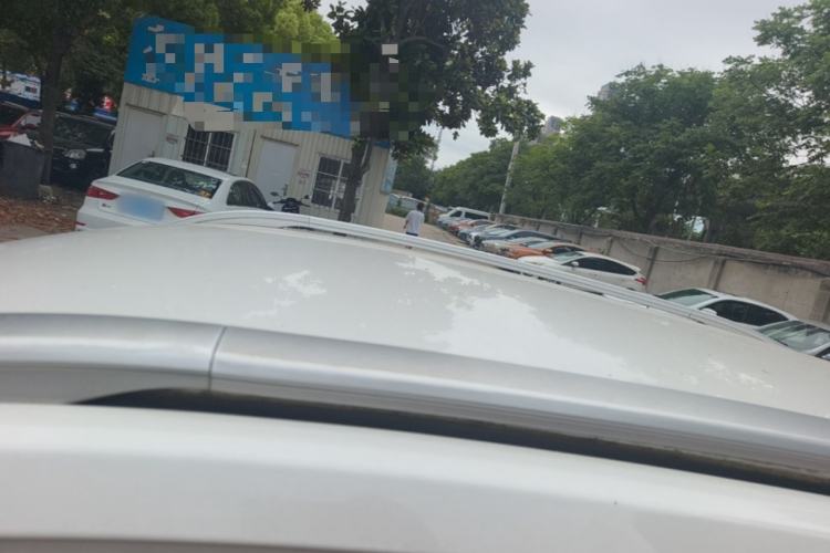 Used Baojun 510 2017 1.5L Automatic Fashion Model Roof