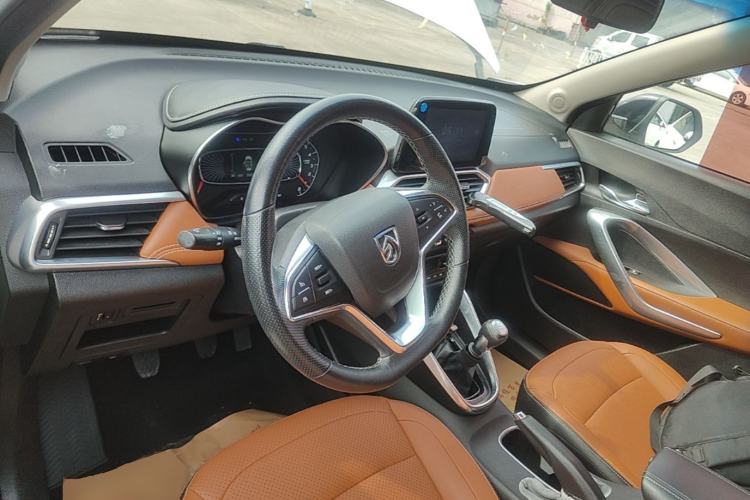 Used Baojun 510 2017 1.5L Manual Luxury Model Steering Wheel