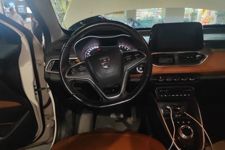 Used Baojun 510 2017 1.5L Automatic Luxury Model Steering Wheel