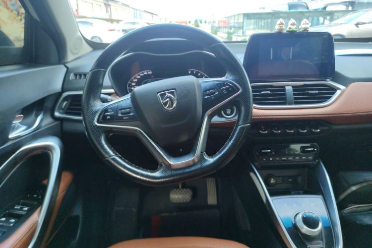 Used Baojun 510 2017 1.5L Automatic Luxury Model Steering Wheel