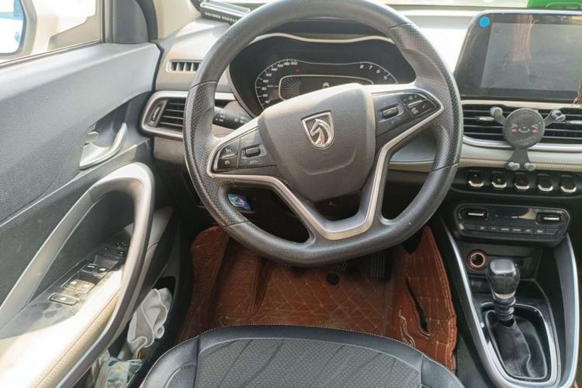 Used Baojun 510 2017 1.5L Manual Fashion Model Steering Wheel