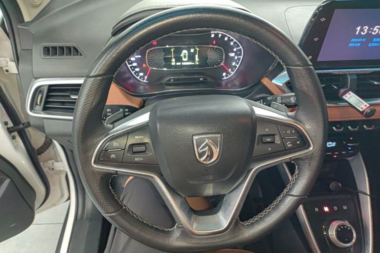 Used Baojun 510 2017 1.5L Automatic Luxury Model Steering Wheel