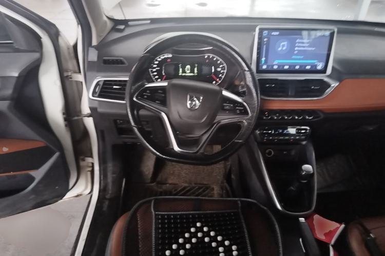 Used Baojun 510 2017 1.5L Manual Luxury Model Steering Wheel