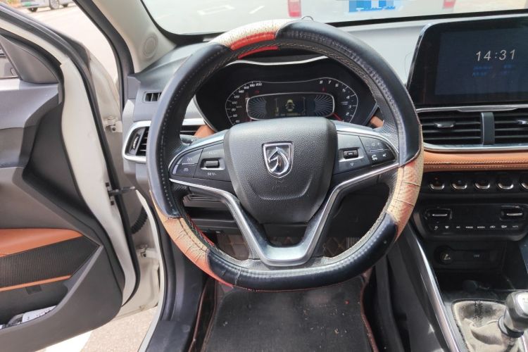 Used Baojun 510 2017 1.5L Manual Luxury Model Steering Wheel