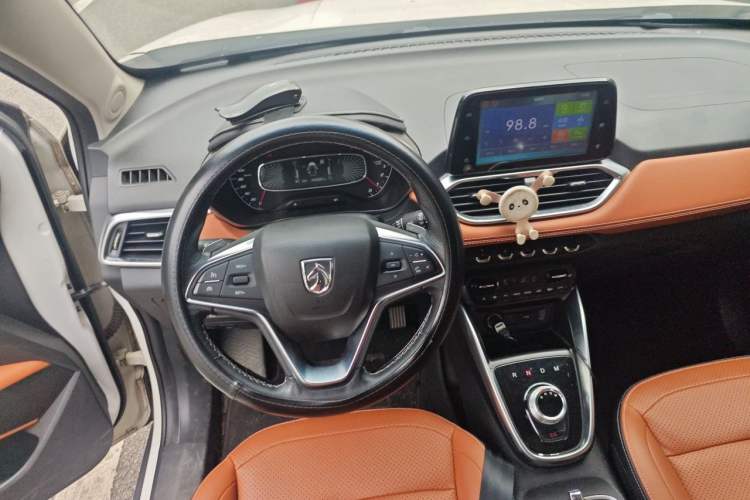 Used Baojun 510 2017 1.5L Automatic Luxury Model Steering Wheel