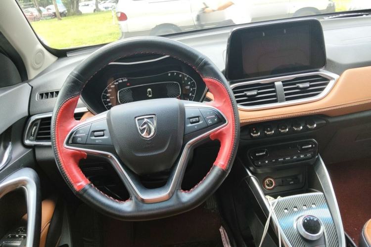 Used Baojun 510 2017 1.5L Automatic Luxury Model Steering Wheel