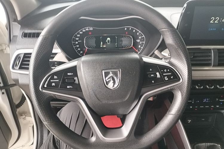 Used Baojun 510 2017 1.5L Manual Fashion Model Steering Wheel