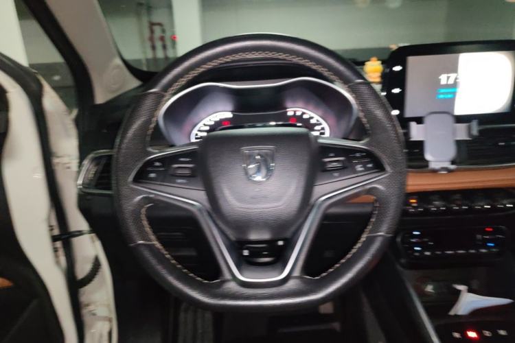 Used Baojun 510 2017 1.5L Automatic Luxury Model Steering Wheel