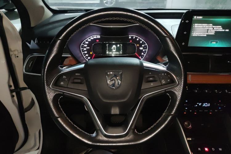 Used Baojun 510 2017 1.5L Automatic Luxury Model Steering Wheel
