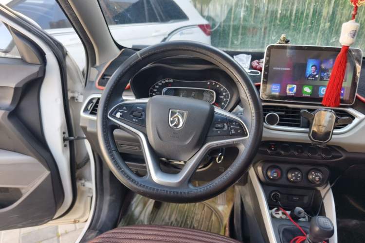 Used Baojun 510 2017 1.5L manual Comfort trim Steering Wheel