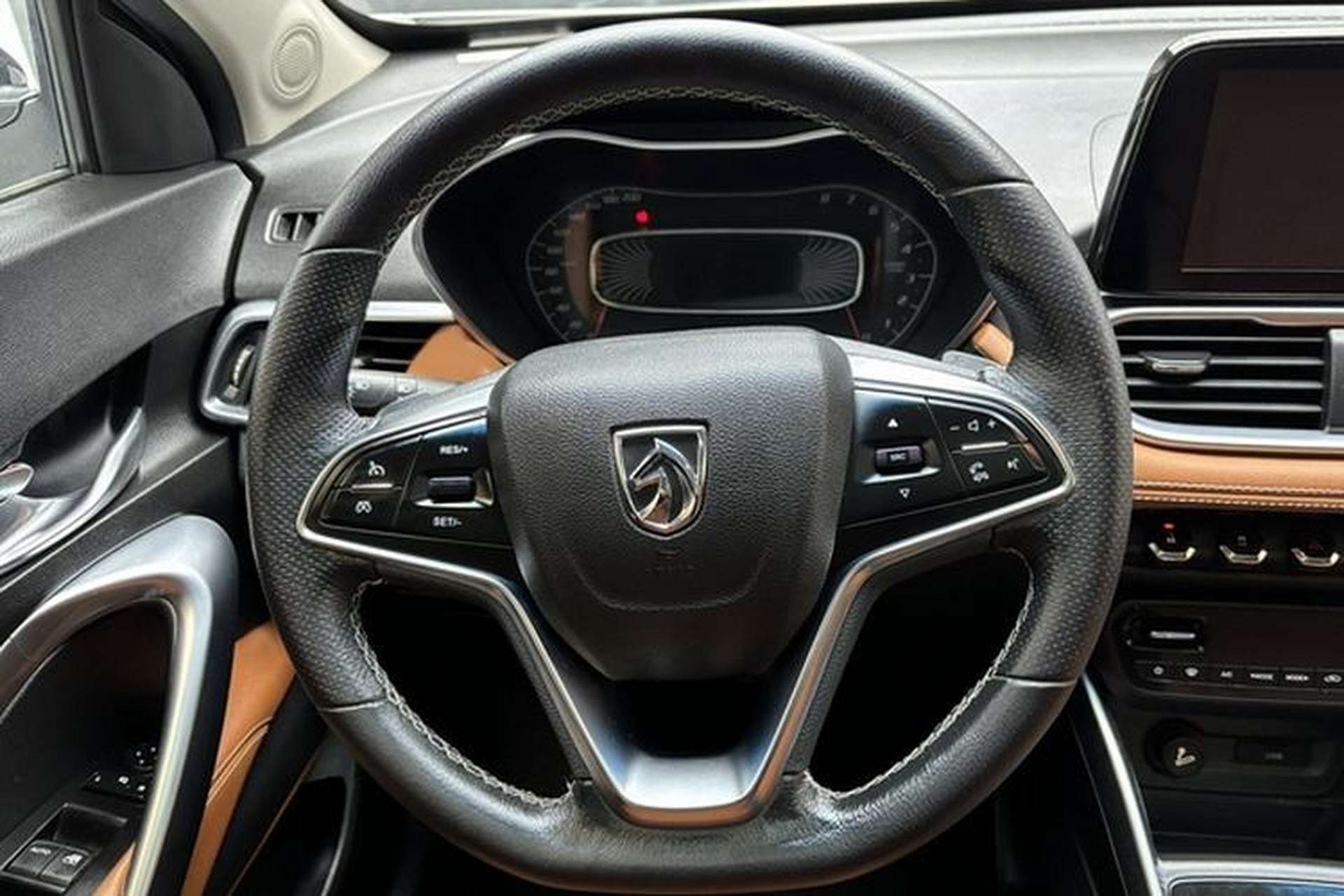 Used Baojun 510 2017 1.5L Automatic Luxury Model Steering Wheel
