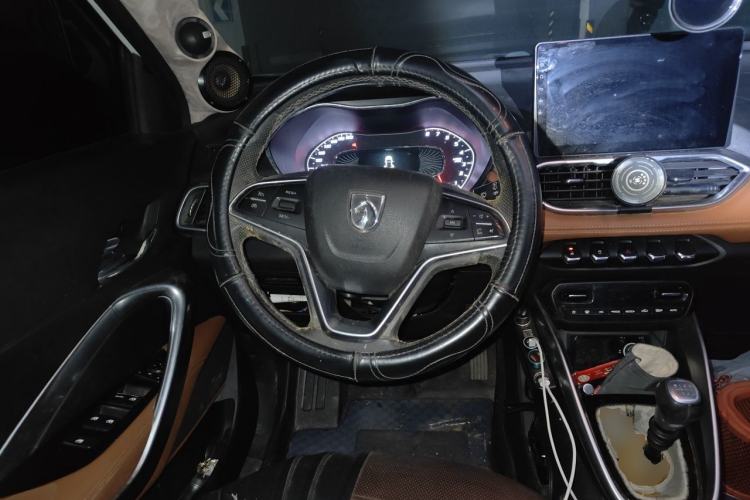 Used Baojun 510 2017 1.5L Manual Luxury Model Steering Wheel