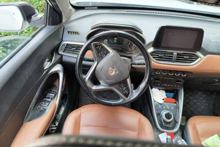 Used Baojun 510 2017 1.5L Automatic Luxury Model Steering Wheel