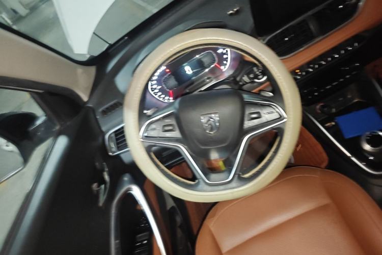Used Baojun 510 2017 1.5L Automatic Luxury Model Steering Wheel