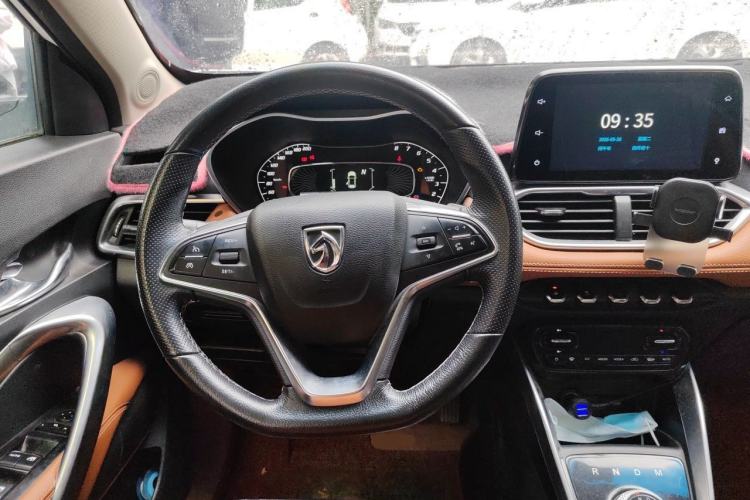 Used Baojun 510 2017 1.5L Automatic Luxury Model Steering Wheel