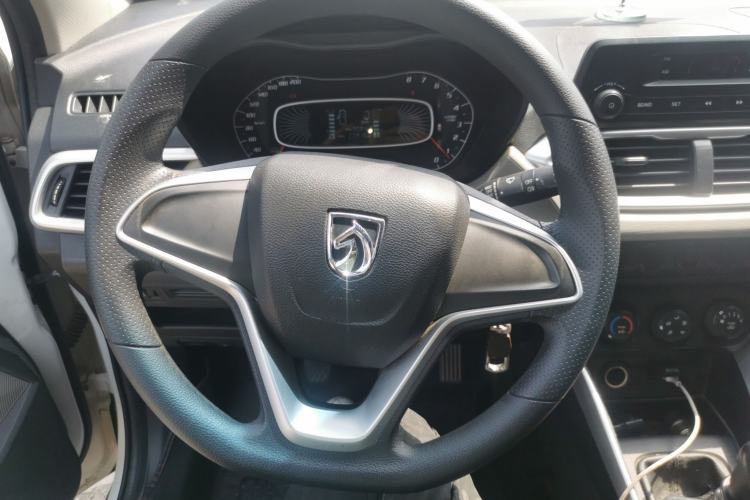 Used Baojun 510 2017 1.5L manual Comfort trim Steering Wheel