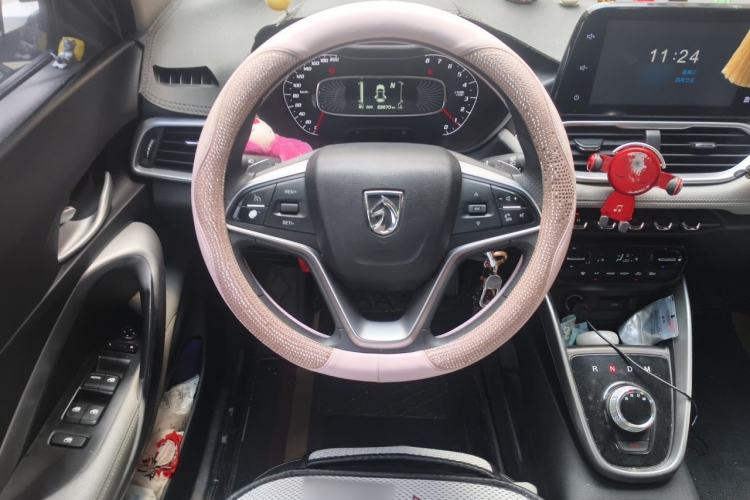 Used Baojun 510 2017 1.5L Automatic Fashion Model Steering Wheel