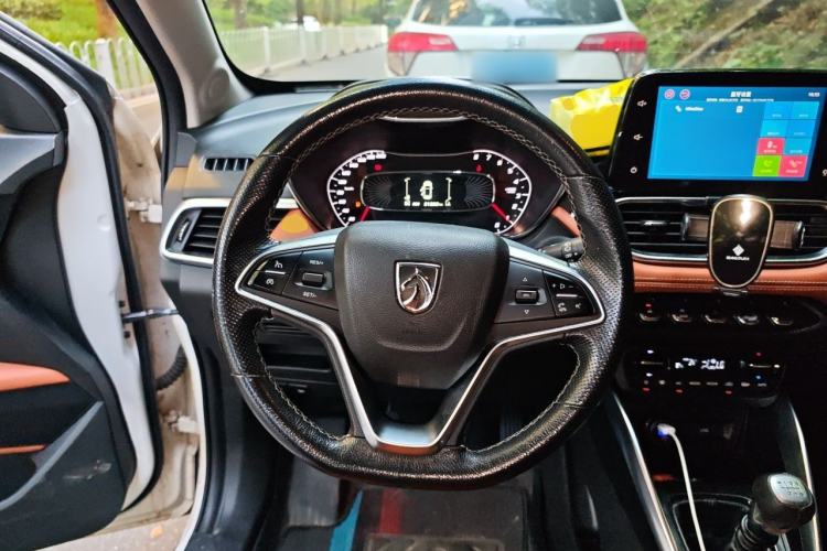 Used Baojun 510 2017 1.5L Manual Luxury Model Steering Wheel